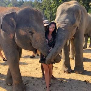 Meet your Posher, Cydni